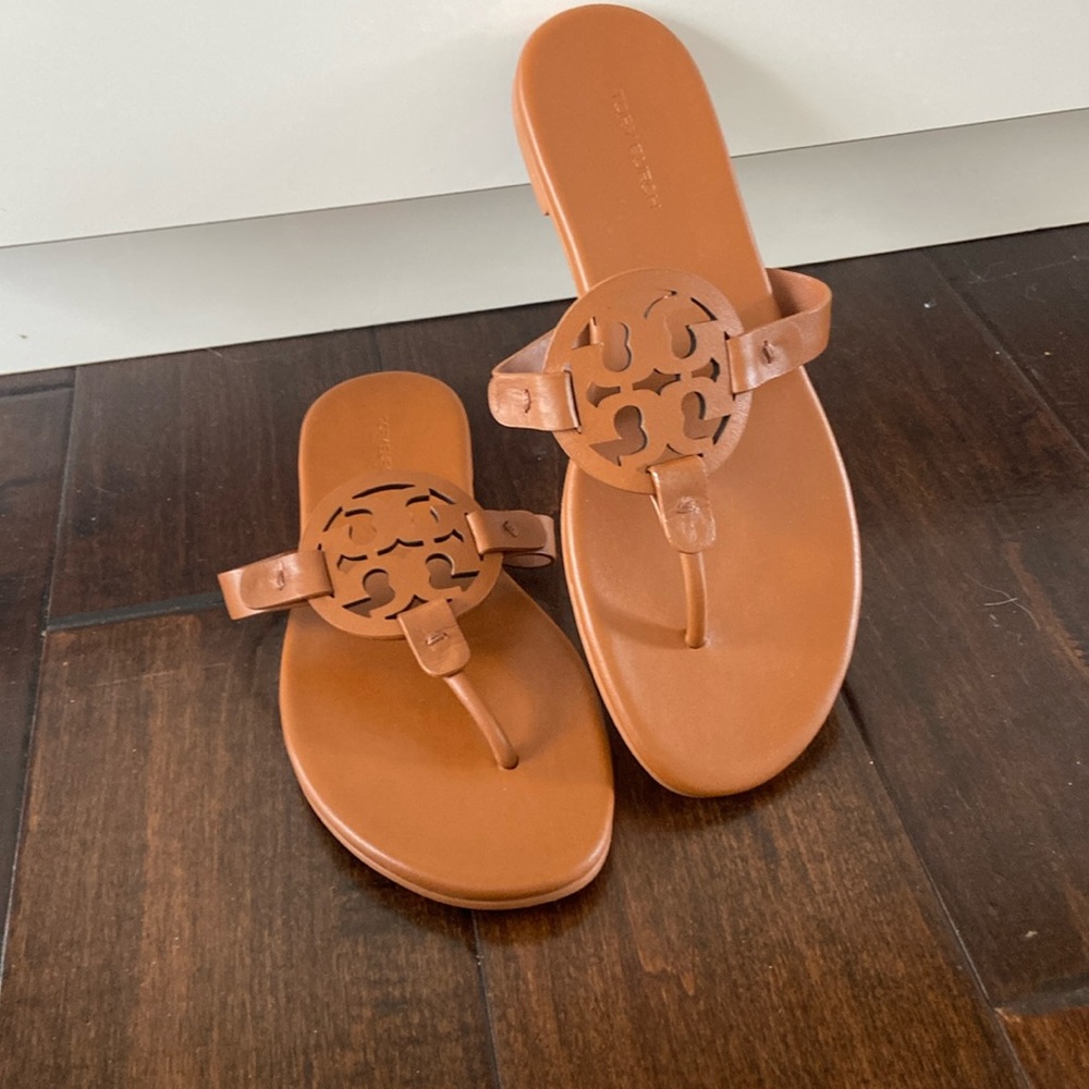 Tory Burch miller tan leather tan stitching